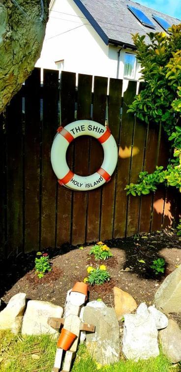 The Ship Inn Holy Island of Lindisfarne Kültér fotó